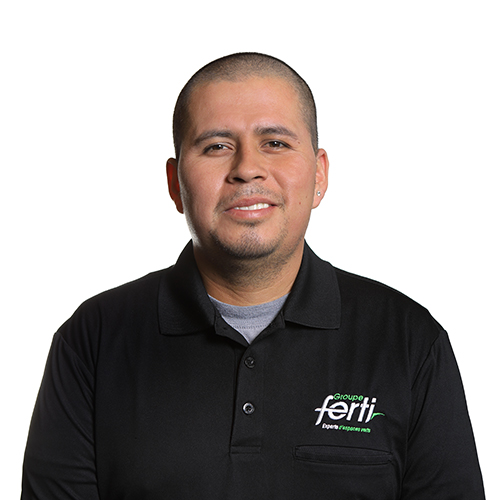 Jose Javier Oporto Pena Opérateur en entretien paysager chez Groupe Ferti