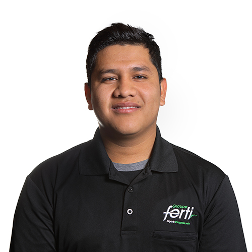 Julian Cruz Barranco Opérateur de tonte chez Groupe Ferti